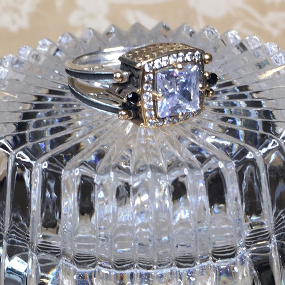 Jewelry - SALE Elegant 925  Sterling Silver & Gold 2 sided Flip Ring with stones
